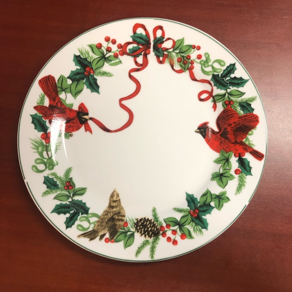 CHRISTMAS IN JULY! Royal Norfolk Christmas Cardinal Holiday 10" Dinner Plate